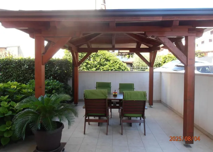 Ines 2 By Interhome * Pula