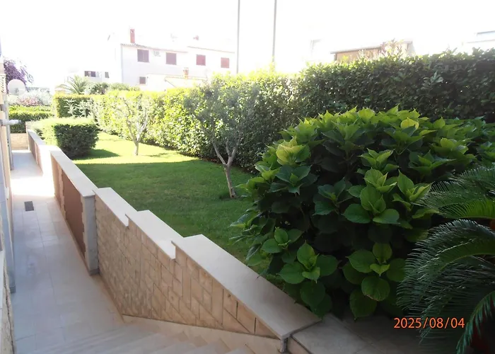 Apartman Ines 2 By Interhome Pula