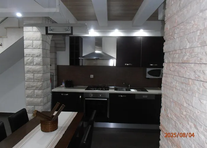 Apartman Ines 2 By Interhome Pula