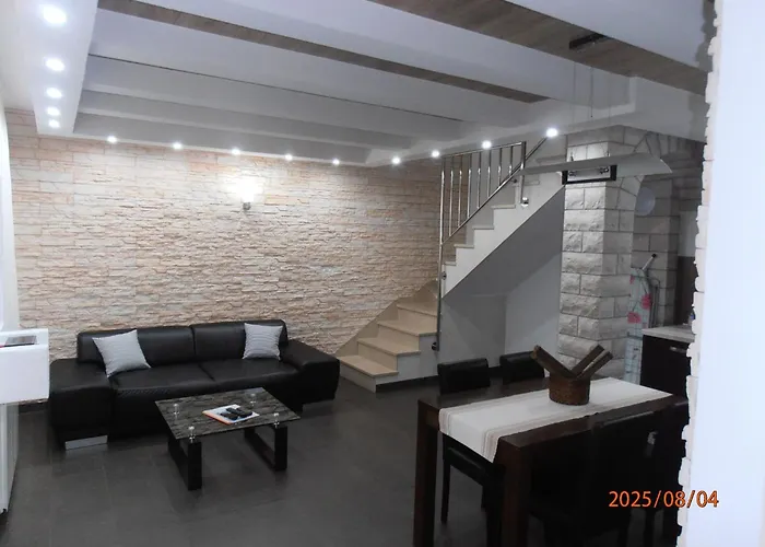Ines 2 By Interhome Apartman Pula