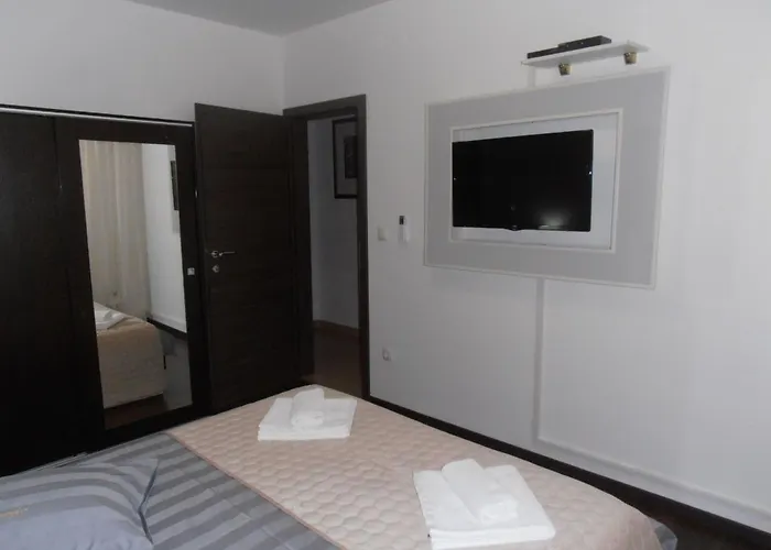 Ines 2 By Interhome Apartman *