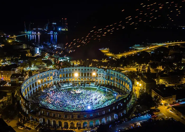 Ines 2 By Interhome Apartman *